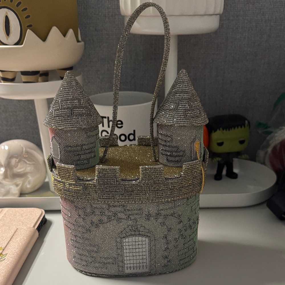 Lulu Guinness Silver Handbag - Picture 2 of 5